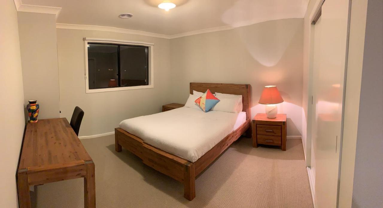 Apple House Truganina Apartment Ngoại thất bức ảnh